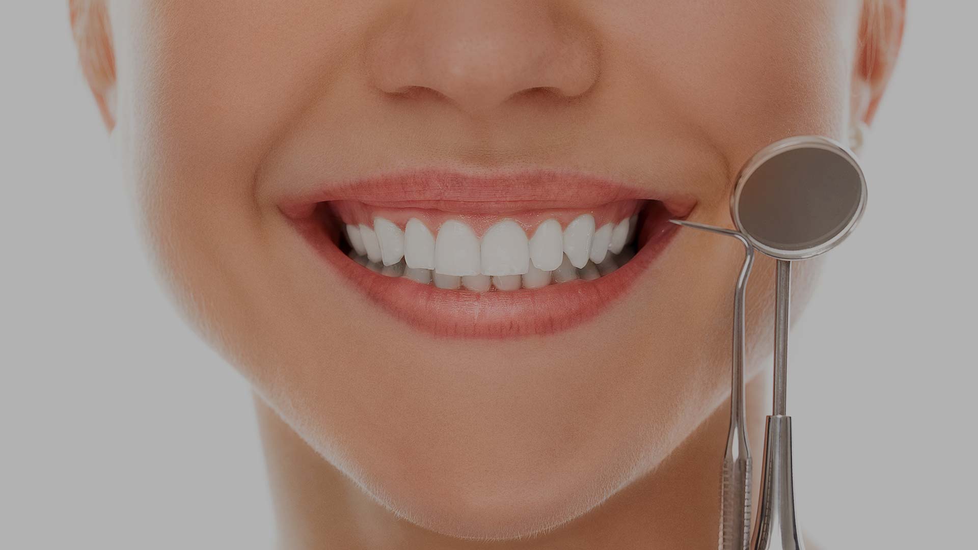 Home 3 dentist with smile