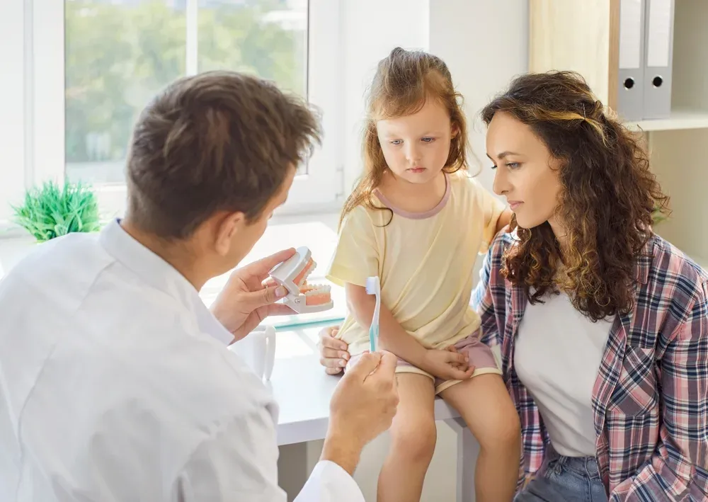 Family dentist in Oakville ON
